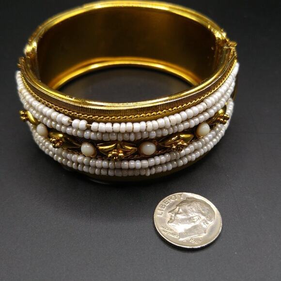 Vintage Beaded Mesh Gold Tone Hinged Bracelet, India Style, 7 1/2 Inches - Picture 8 of 8